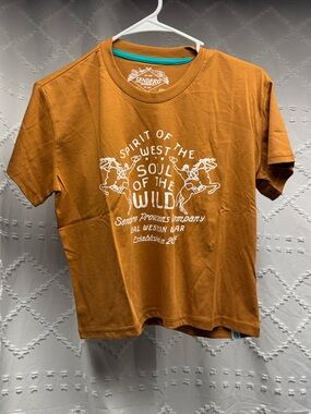 Sendero Provisions Co. Hi Ho Crop Tee Meerkat Small